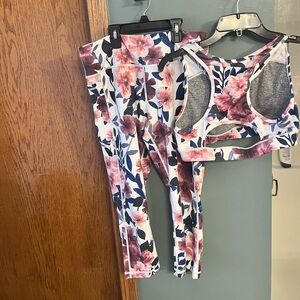Gym set bra and leggings